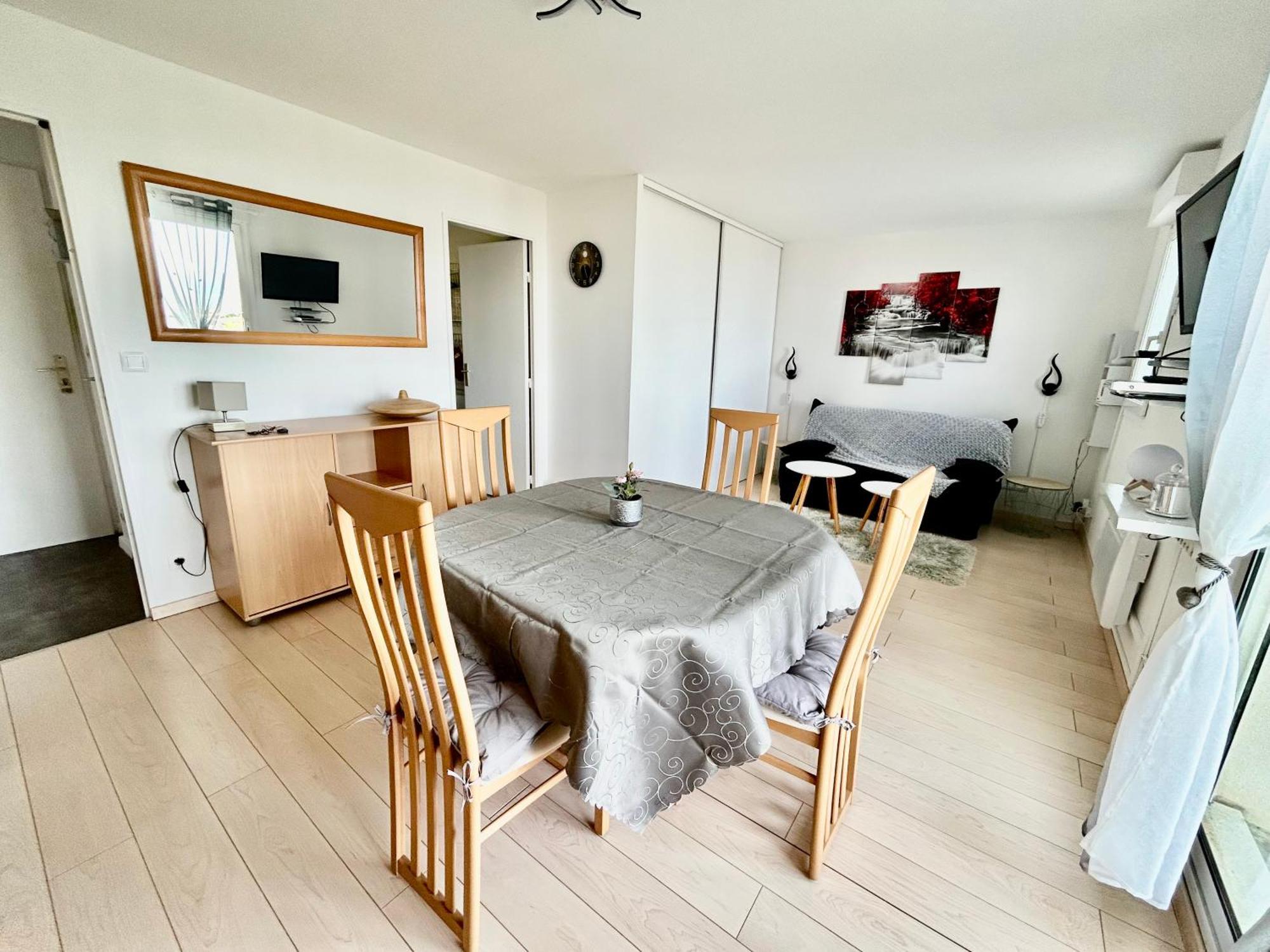 Apartament L'Horizon Bleu Blonville-sur-Mer Zewnętrze zdjęcie