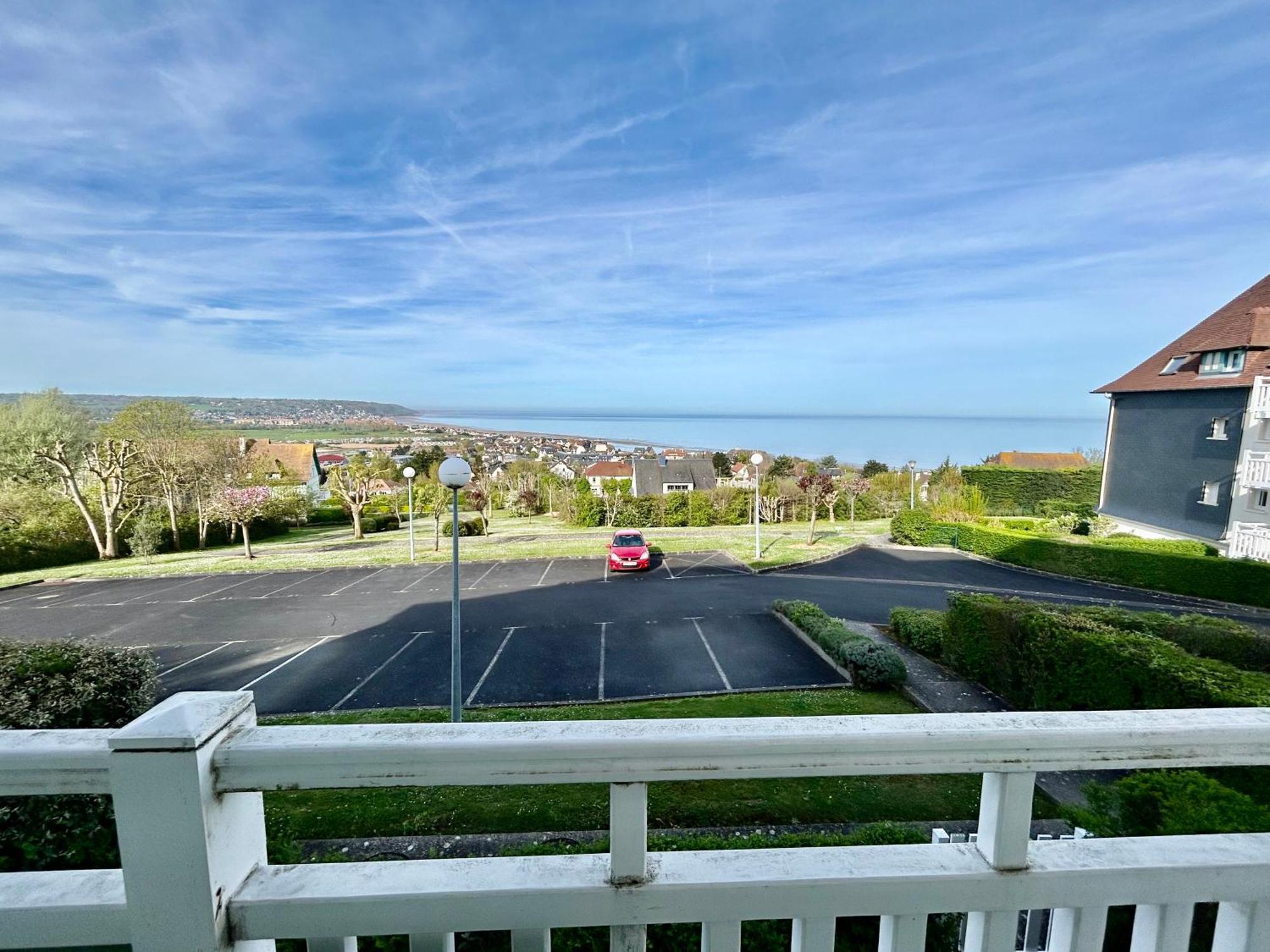 Apartament L'Horizon Bleu Blonville-sur-Mer Zewnętrze zdjęcie